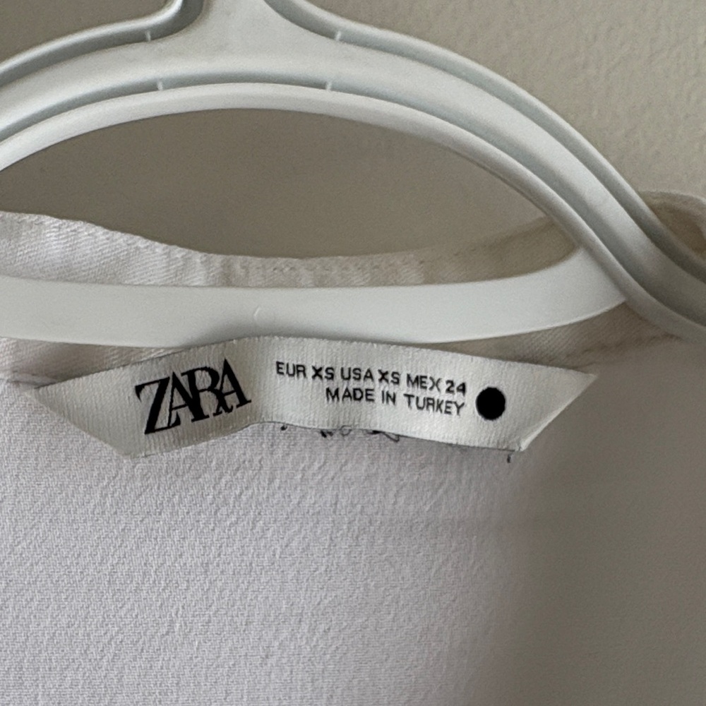 Zara Long Sleeve Top - Picture 2 of 4